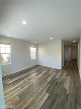 407 Aura Dr in Costa Mesa, CA - Building Photo - Building Photo