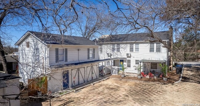 422 Pershing Ave in San Antonio, TX - Building Photo - Building Photo