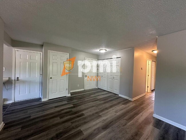 6248 Kathryn Ct in Portage, IN - Building Photo - Building Photo