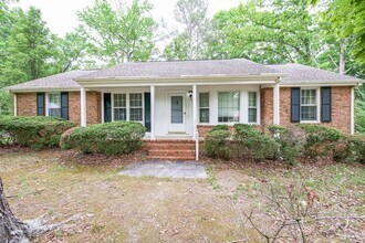 1724 Featherstone Dr in Midlothian, VA - Building Photo - Building Photo