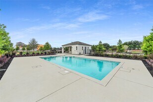 12016 Royal Oaks Banner Wy in Houston, TX - Building Photo