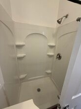 2083 E Clearfield St, Unit 1st Floor Front in Philadelphia, PA - Foto de edificio - Building Photo