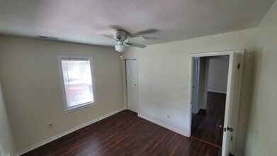 1387 Elizabeth St in Huntington, WV - Building Photo - Building Photo