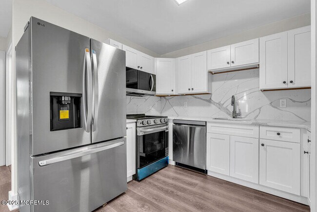 700 1st Ave-Unit -B6 in Asbury Park, NJ - Building Photo - Building Photo