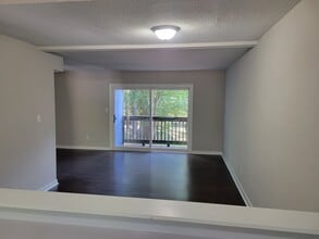 7004 Longstreet Dr in Raleigh, NC - Building Photo - Building Photo