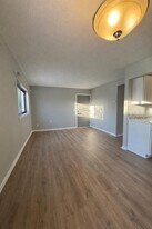 3839 Silver Lake Rd in Traverse City, MI - Building Photo