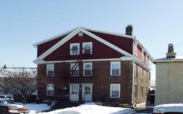 7 Community Pl in Madison, NJ - Foto de edificio