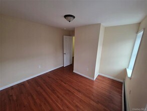 42 Hasbrouck St in Newburgh, NY - Building Photo - Building Photo