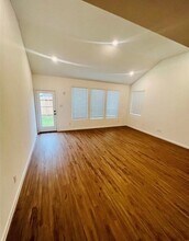 27007 Aurora Gdn Ln in Katy, TX - Foto de edificio - Building Photo