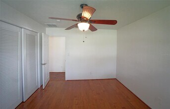 705 Spanish Main Dr in Apollo Beach, FL - Building Photo - Building Photo