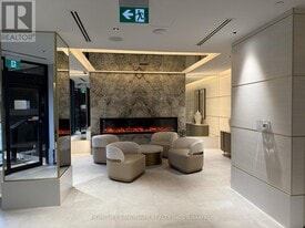 5858 Yonge St in Toronto, ON - Building Photo