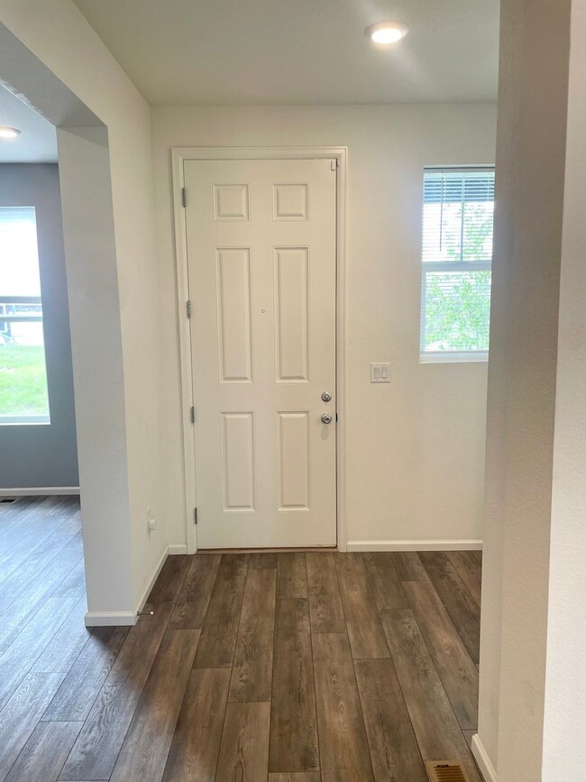 6084 N Malta St in Aurora, CO - Building Photo - Building Photo
