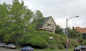 302 N Tacoma Ave in Tacoma, WA - Building Photo - Building Photo