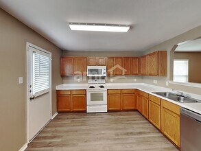 12614 Sunny Wonder in San Antonio, TX - Building Photo - Building Photo