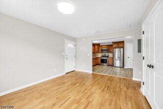 181 Chestnut St in Garfield, NJ - Building Photo - Building Photo
