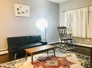 41 Reilly Ct, Unit 1 in Metuchen, NJ - Building Photo - Building Photo