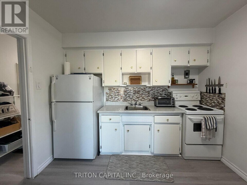 114 SEVENTH STREET in Toronto, ON - Building Photo