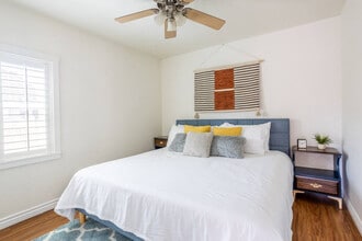 4916 Long Branch Ave in San Diego, CA - Building Photo - Building Photo
