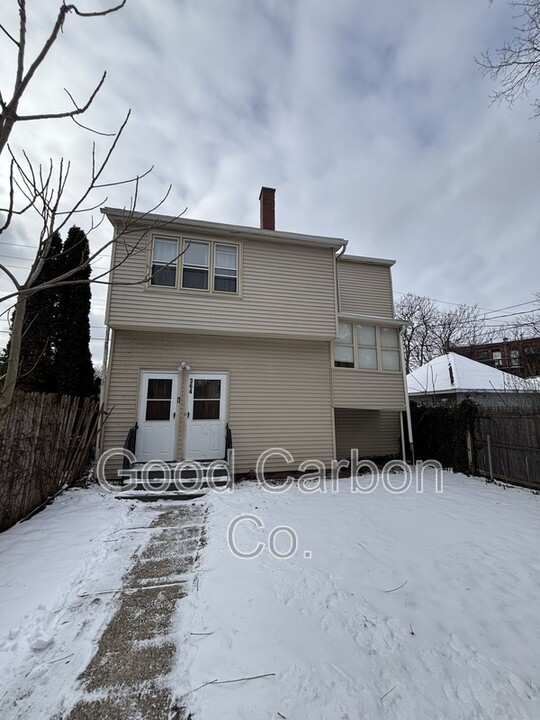 364 Richmond Ave in Buffalo, NY - Building Photo