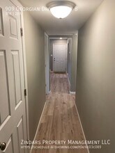 909 Georgian Dr in Danville, IL - Building Photo - Building Photo