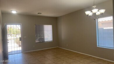 3532 W Vineyard Rd in Phoenix, AZ - Building Photo - Building Photo