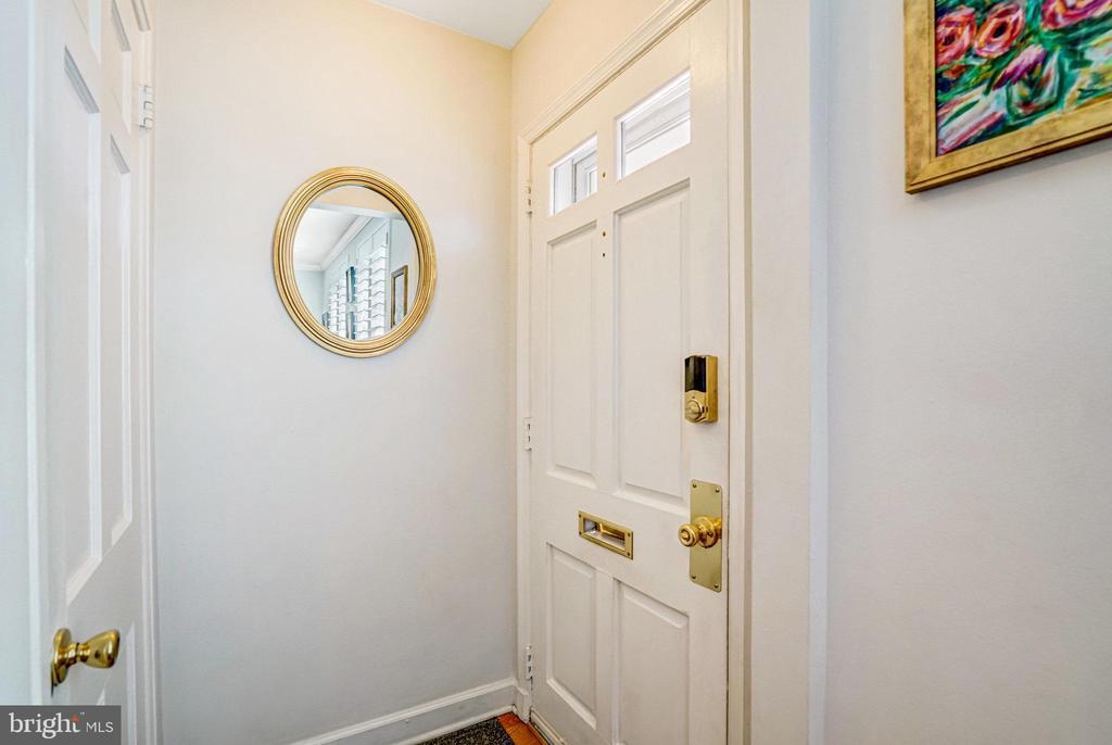 4603 36th St S in Arlington, VA - Building Photo