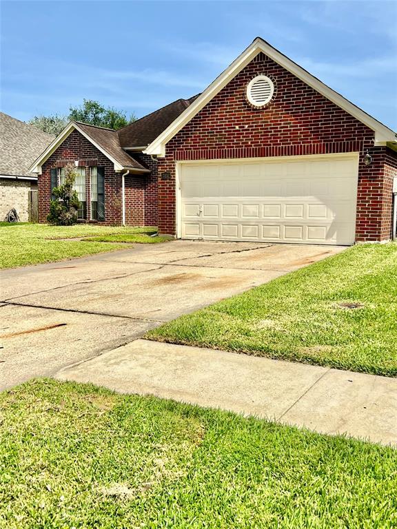 2017 Castle Dr in League City, TX - Building Photo - Building Photo