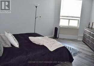 500-1500 Talbot St in London, ON - Building Photo - Building Photo