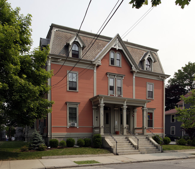 37-39 Parkis Ave in Providence, RI - Building Photo - Building Photo