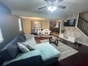 8203 Watersedge Rd in Dundalk, MD - Building Photo - Building Photo