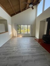 72 Martens Blvd in San Rafael, CA - Building Photo - Building Photo