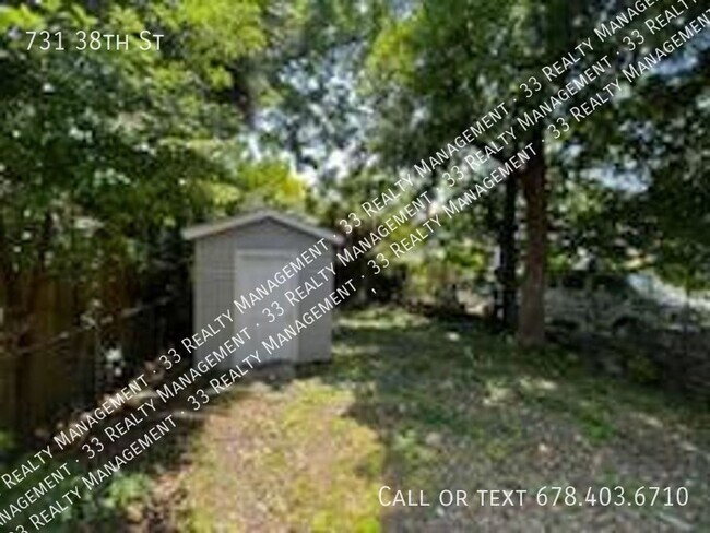 731 W 38th St in Savannah, GA - Building Photo - Building Photo