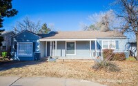 3318 32nd St in Lubbock, TX - Foto de edificio - Building Photo