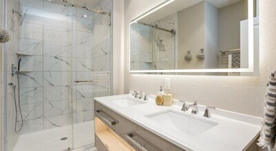 14416 Daniel Shrs Dr in Texas City, TX - Building Photo - Building Photo