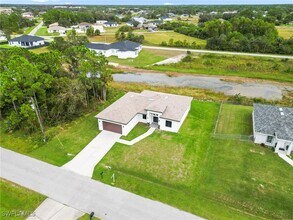1902 Christopher Ave N in Lehigh Acres, FL - Building Photo - Building Photo
