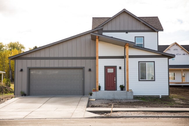 property at 2020 Jacobs St