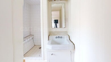 489 Laurel Ave in Pacific Grove, CA - Building Photo - Building Photo