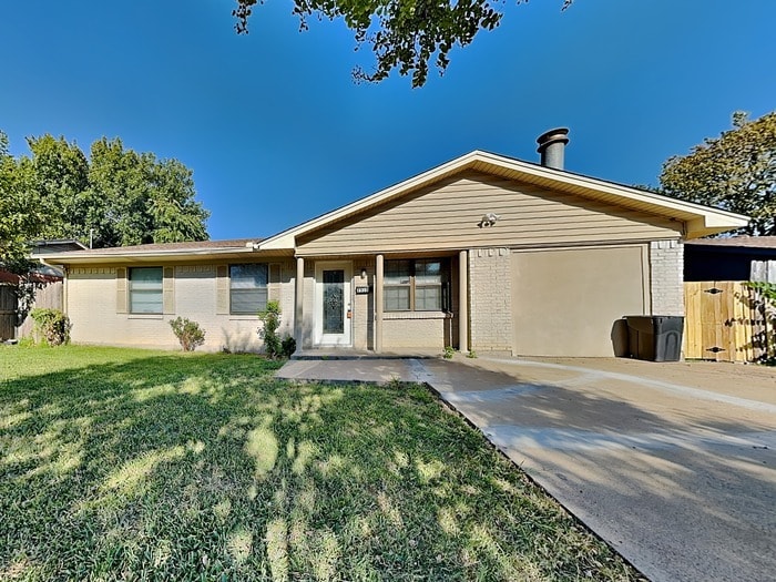 2515 Wanda Dr in Mesquite, TX - Building Photo