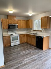 12724 159th St E in Puyallup, WA - Building Photo - Building Photo