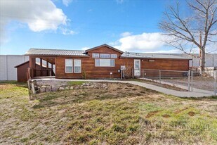2584 W 13760 S in Riverton, UT - Building Photo