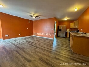 114 Bridge St in Farmington, ME - Building Photo - Building Photo