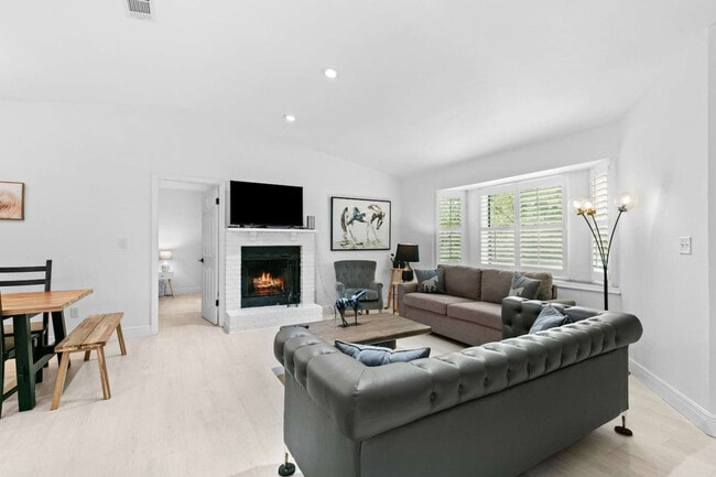 1844 NW 42nd Ave, Unit SI ID1359116P