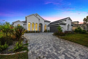 13539 Carryback Dr in Dade City, FL - Building Photo