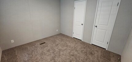 310 Mulberry in Belleville, MI - Building Photo - Building Photo