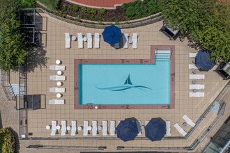 Beacon Harbor Point in Stamford, CT - Building Photo - Interior Photo