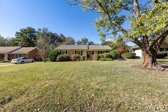 5400 Farmbrook Dr in Charlotte, NC - Building Photo - Building Photo