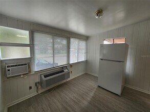 120 SE 7th St in Gainesville, FL - Building Photo - Building Photo