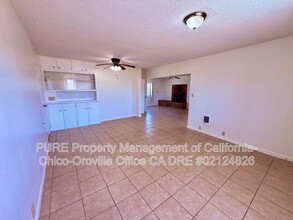 7701 Molinos Ave in Los Molinos, CA - Building Photo - Building Photo