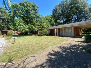 121 Shadyside Ln in Montgomery, AL - Building Photo - Building Photo