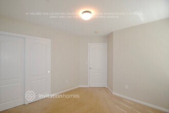 10670 Cherry Ridge Ct in Las Vegas, NV - Foto de edificio - Building Photo